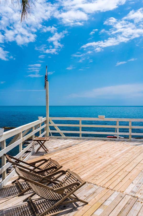 NEREO Design Apartment Aci Trezza Buitenkant foto